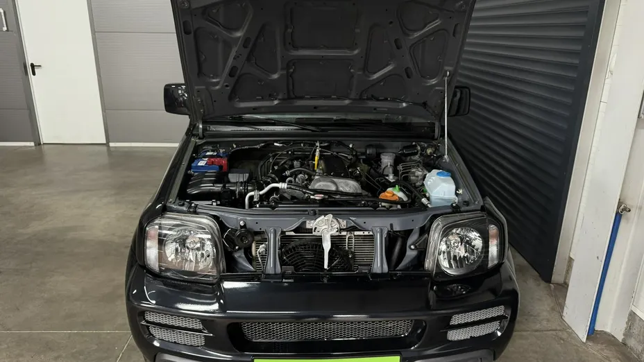 SUZUKI Jimny -
