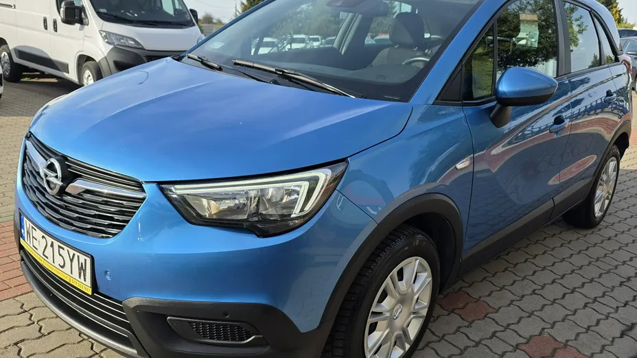 OPEL Crossland X -