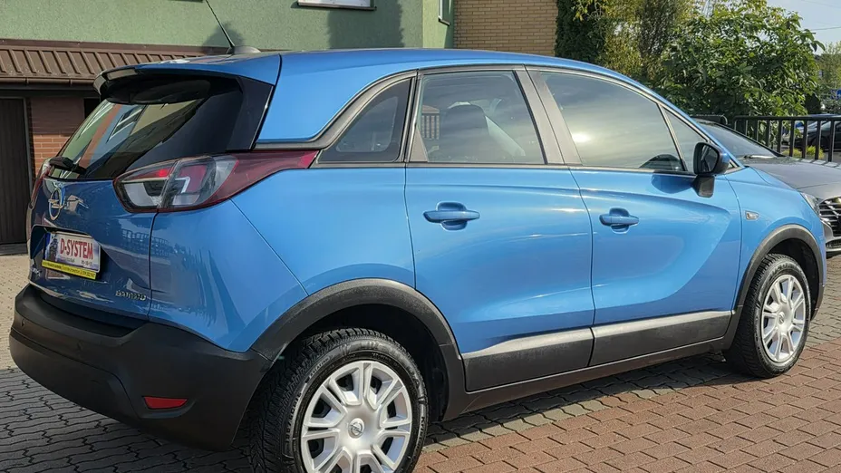 OPEL Crossland X -