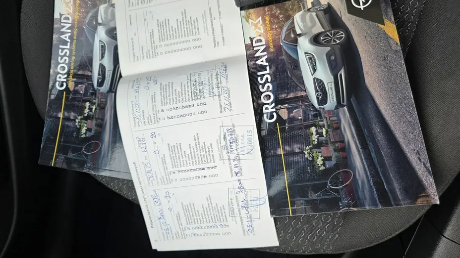 OPEL Crossland X -