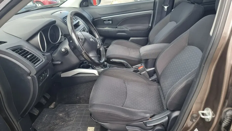 MITSUBISHI ASX -