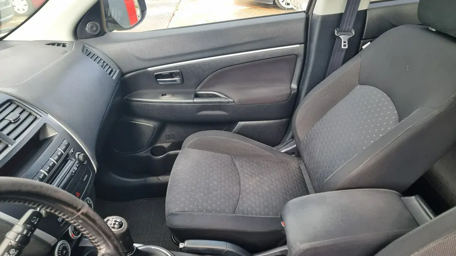 MITSUBISHI ASX -