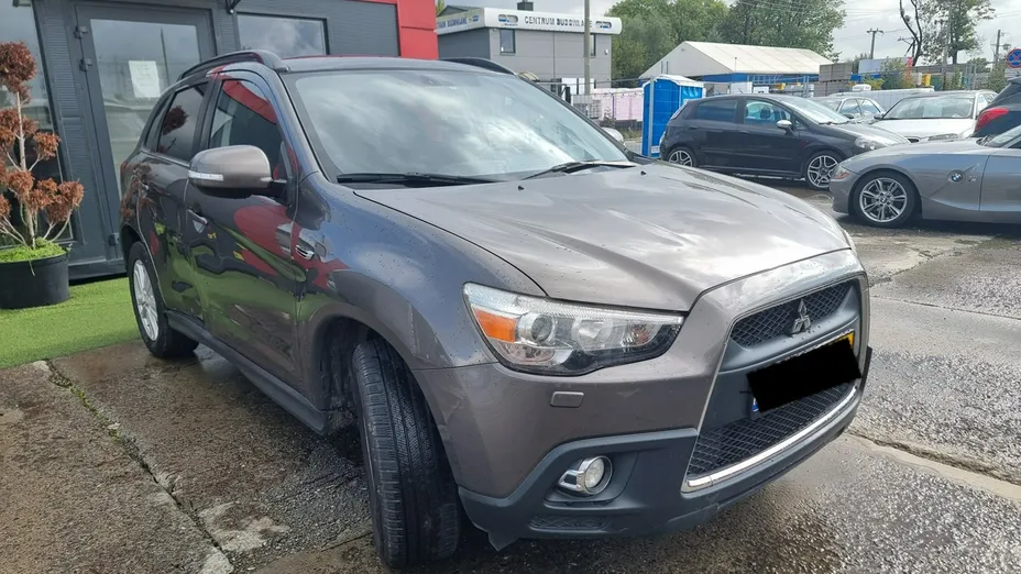 MITSUBISHI ASX -