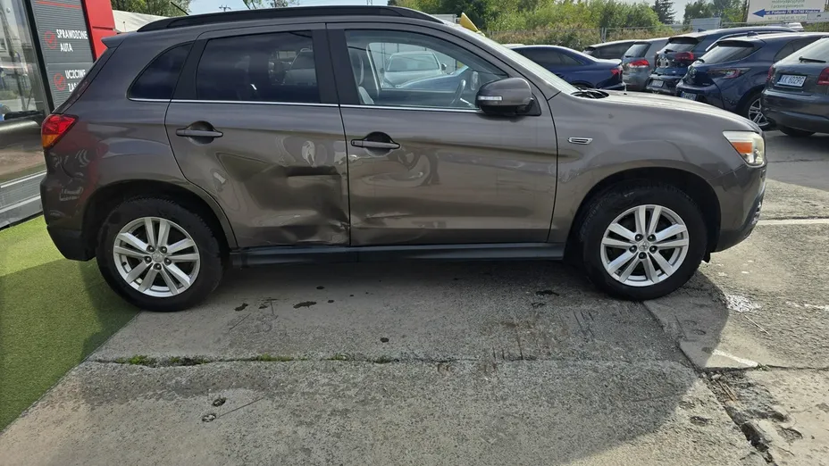 MITSUBISHI ASX -