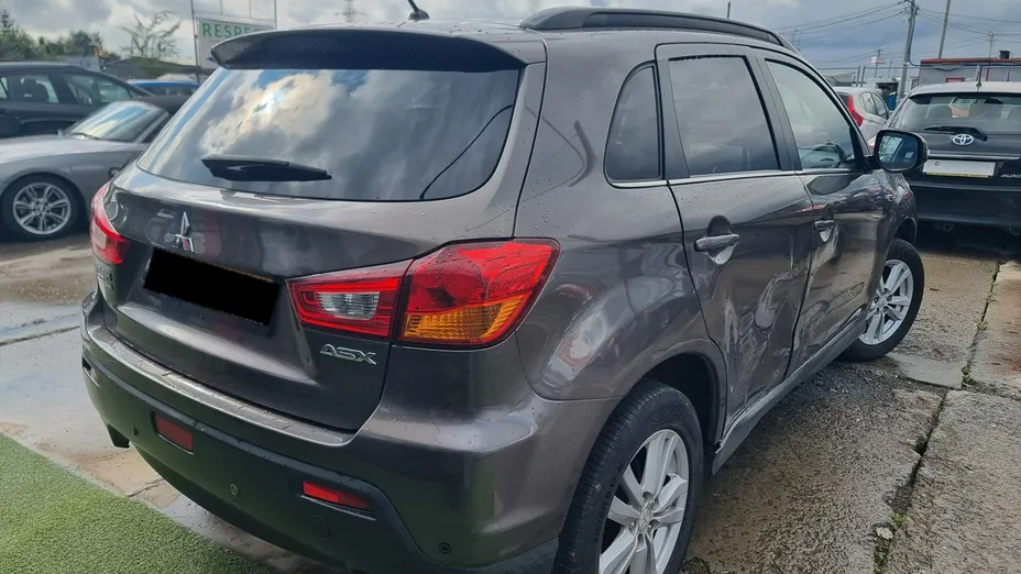 MITSUBISHI ASX -
