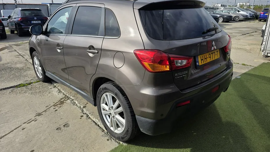 MITSUBISHI ASX -