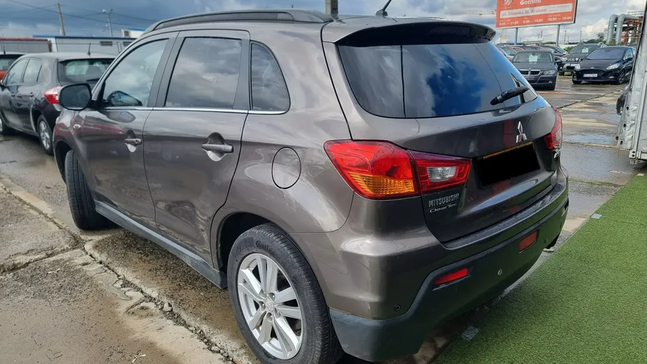 MITSUBISHI ASX -