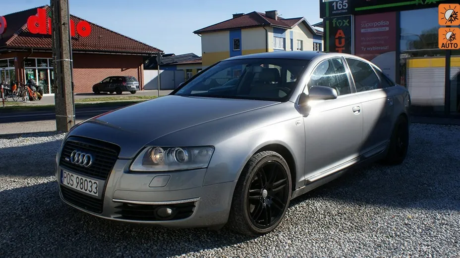 AUDI A6 -