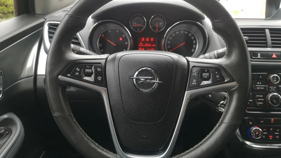 OPEL Mokka -