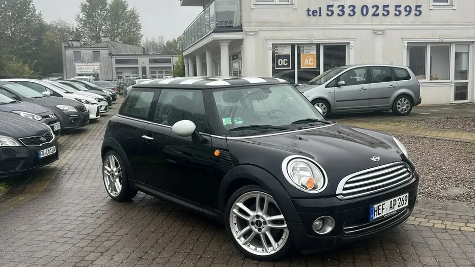 MINI Cooper -