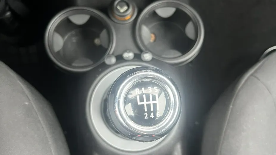 MINI Cooper -