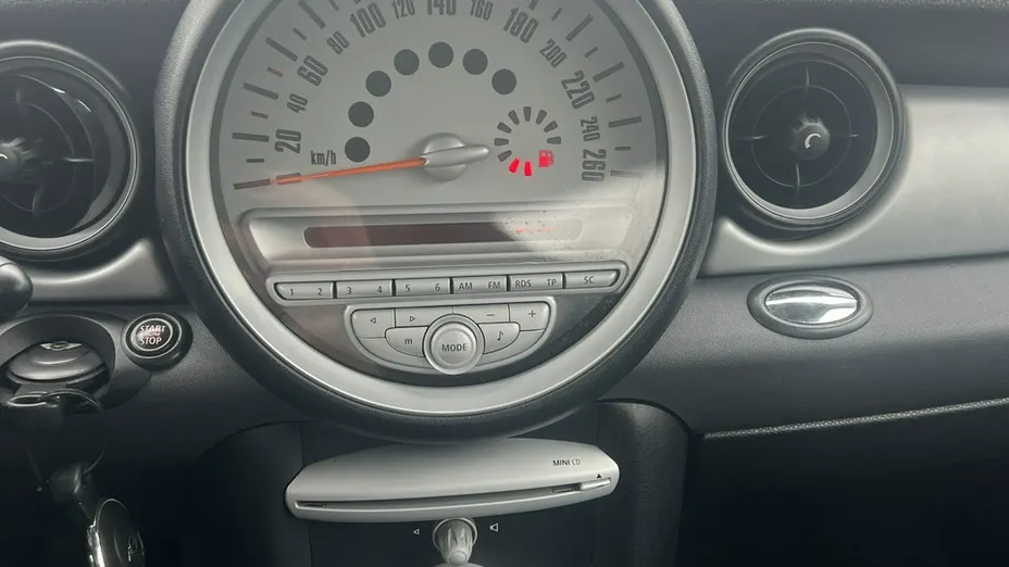 MINI Cooper -