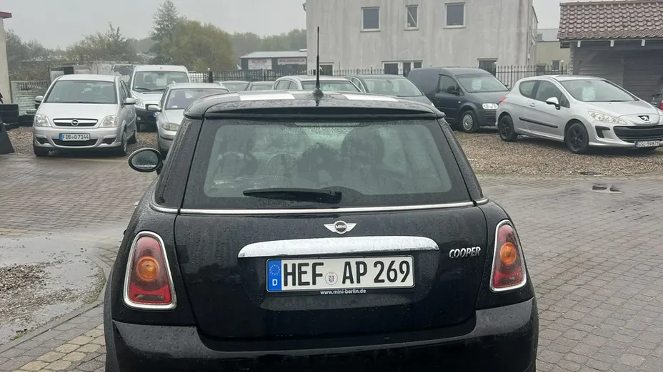 MINI Cooper -