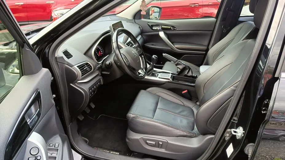 MITSUBISHI Eclipse Cross -