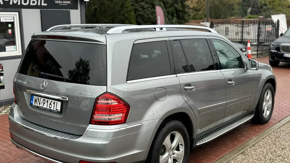 MERCEDES-BENZ GL -