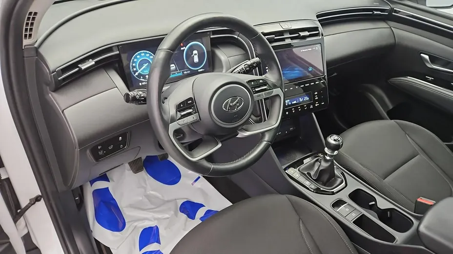 HYUNDAI Tucson -