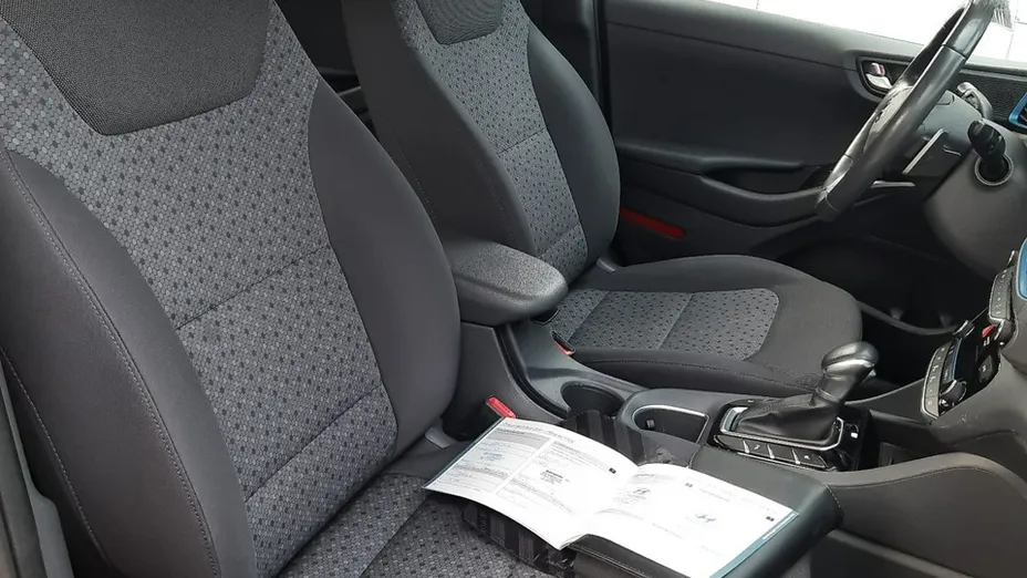 HYUNDAI Ioniq -