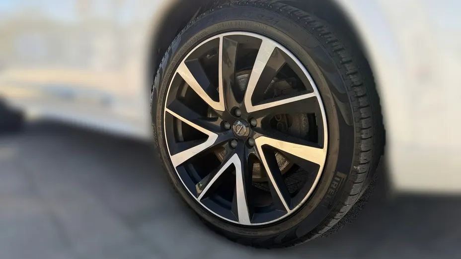 VOLVO XC90 -