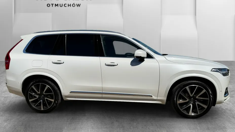 VOLVO XC90 -
