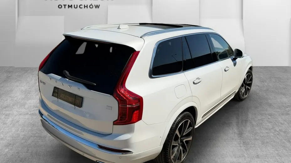 VOLVO XC90 -