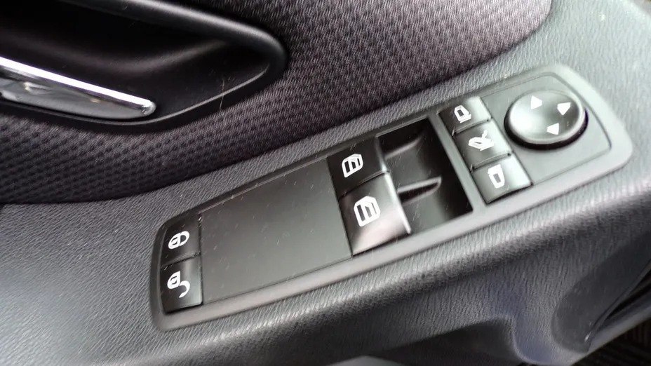 MERCEDES-BENZ A Klasa -