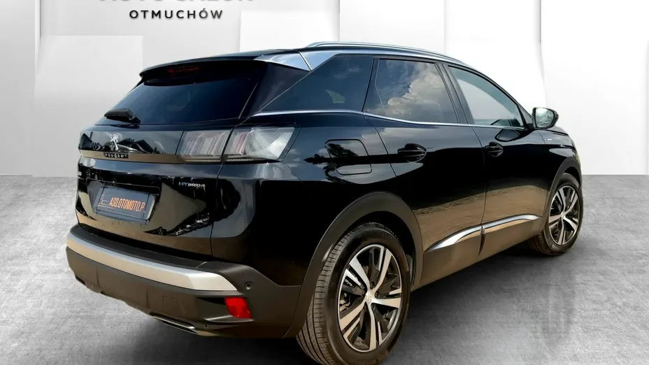 PEUGEOT 3008 -