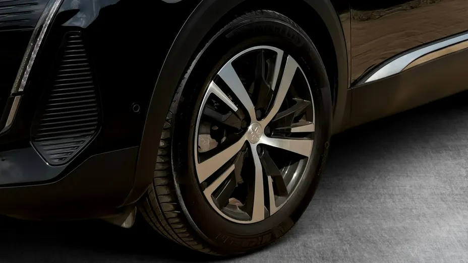 PEUGEOT 3008 -