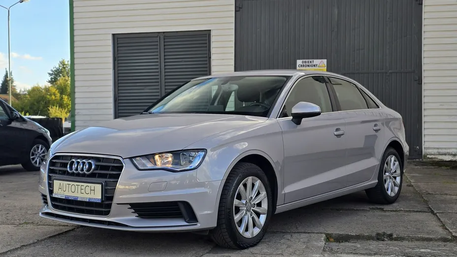 AUDI A3 Limousine -