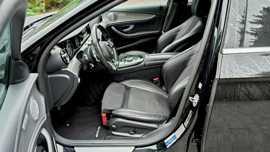 MERCEDES-BENZ E Klasa -