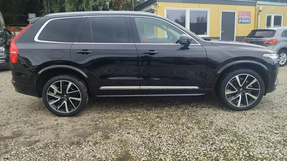 VOLVO XC90 -