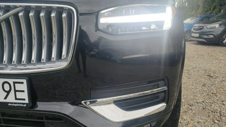 VOLVO XC90 -