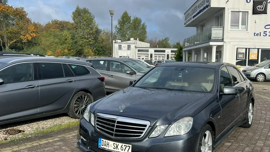 MERCEDES-BENZ E Klasa -