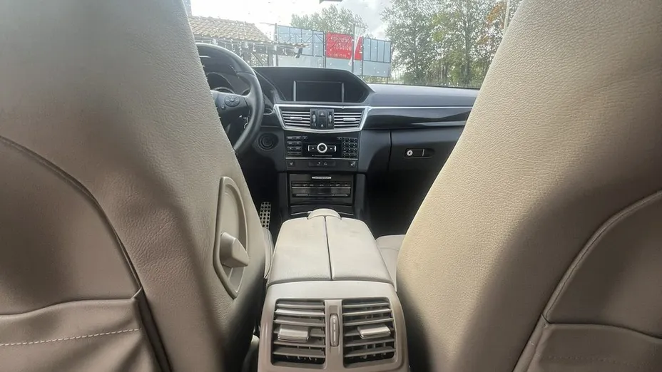 MERCEDES-BENZ E Klasa -