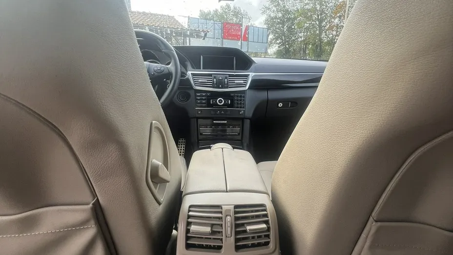 MERCEDES-BENZ E Klasa -