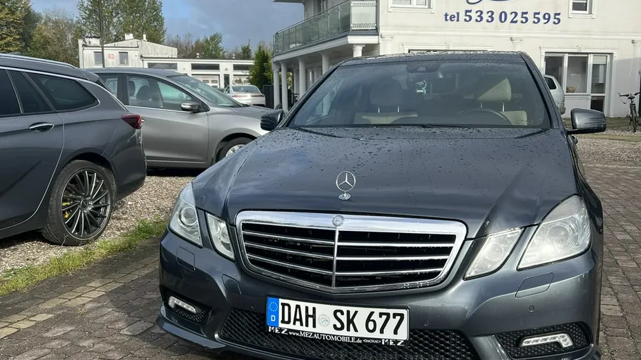 MERCEDES-BENZ E Klasa -