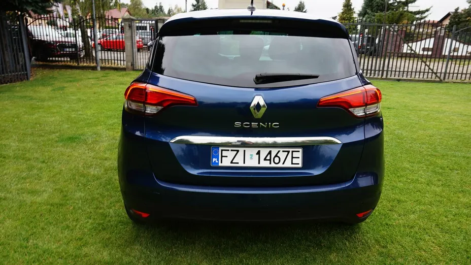 RENAULT Scenic -