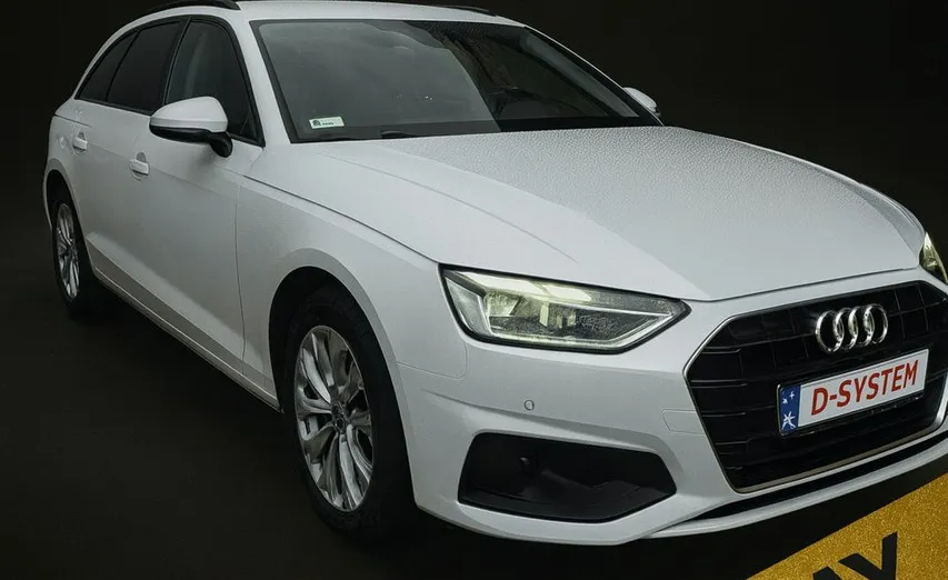 AUDI A4 -