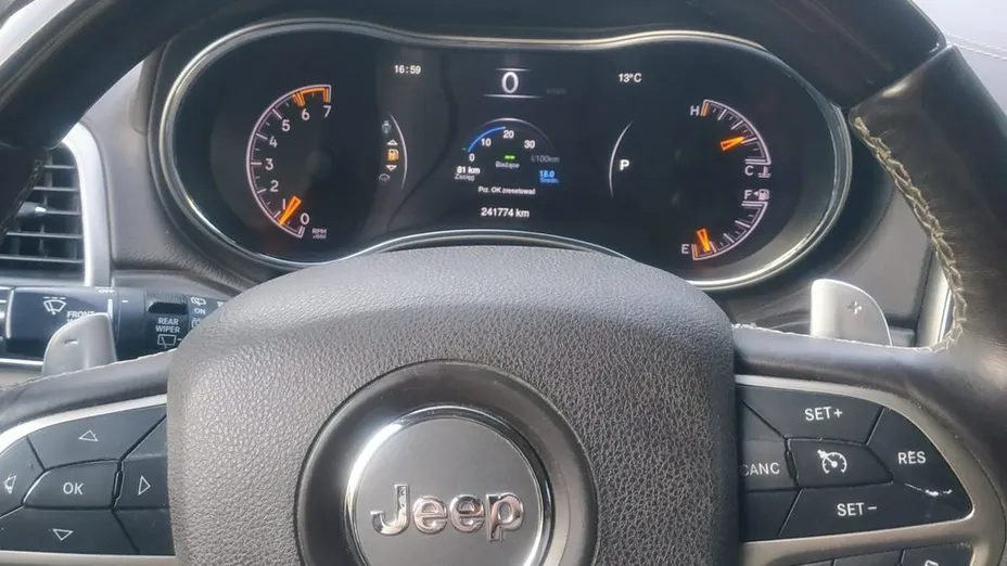 JEEP Grand Cherokee -