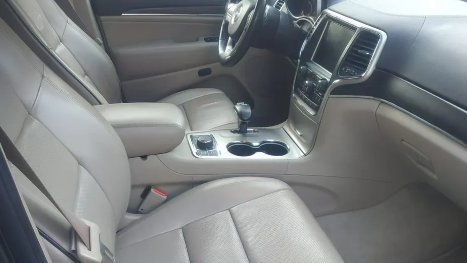 JEEP Grand Cherokee -