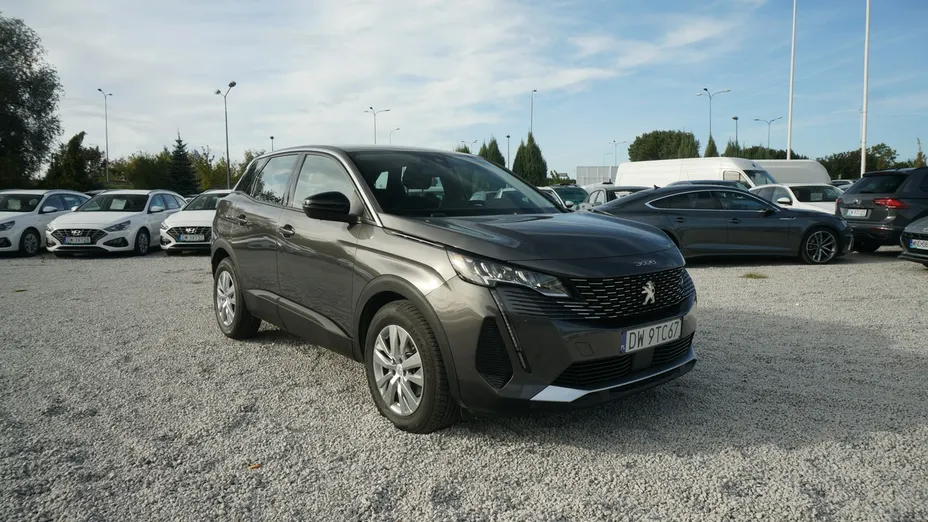 PEUGEOT 3008 -