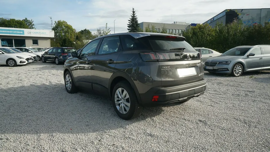 PEUGEOT 3008 -