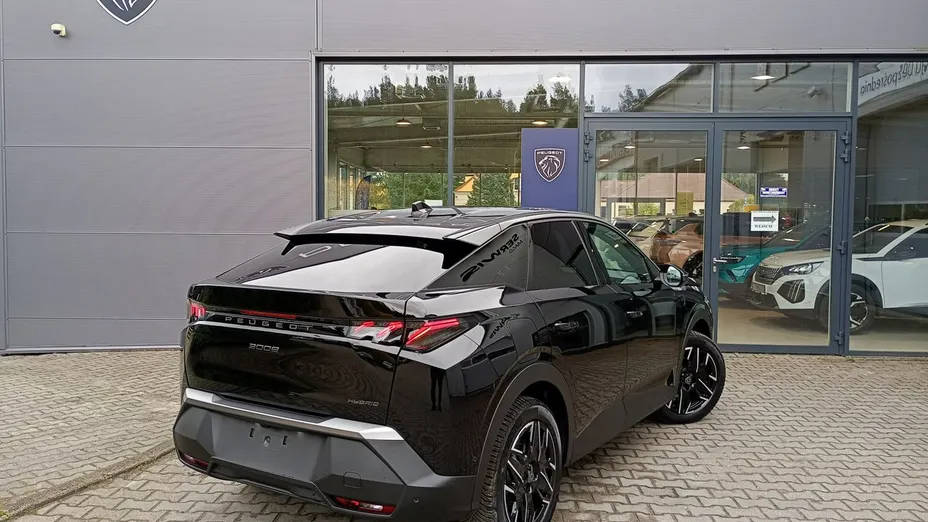 PEUGEOT 3008 -
