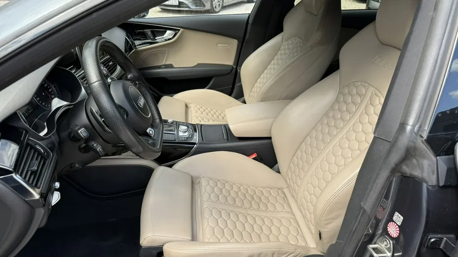 AUDI RS7 Sportback -
