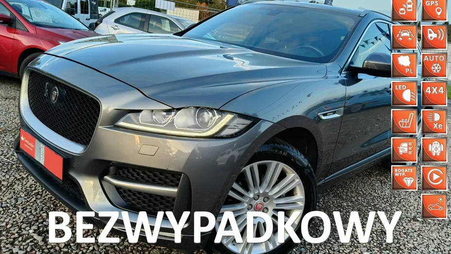 JAGUAR F-Pace -