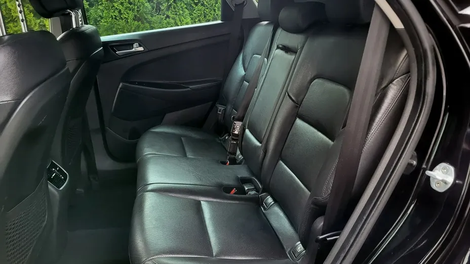 HYUNDAI Tucson -