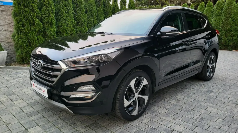 HYUNDAI Tucson -