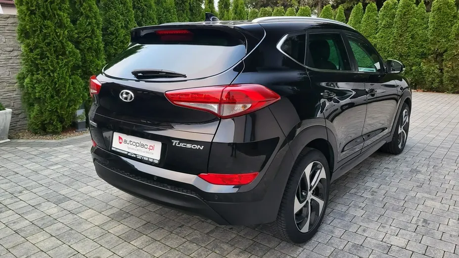 HYUNDAI Tucson -