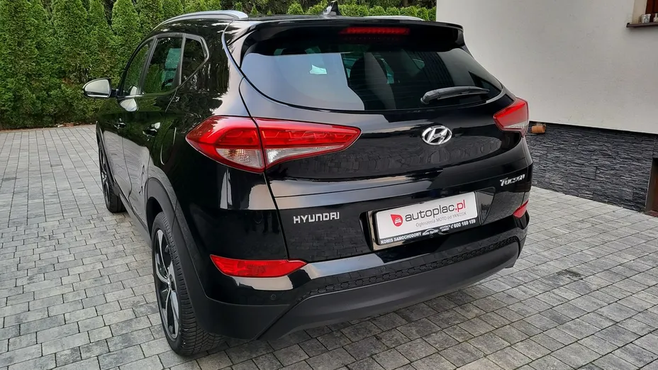 HYUNDAI Tucson -