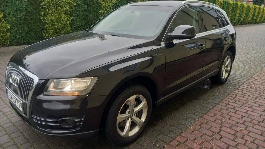 AUDI Q5 -