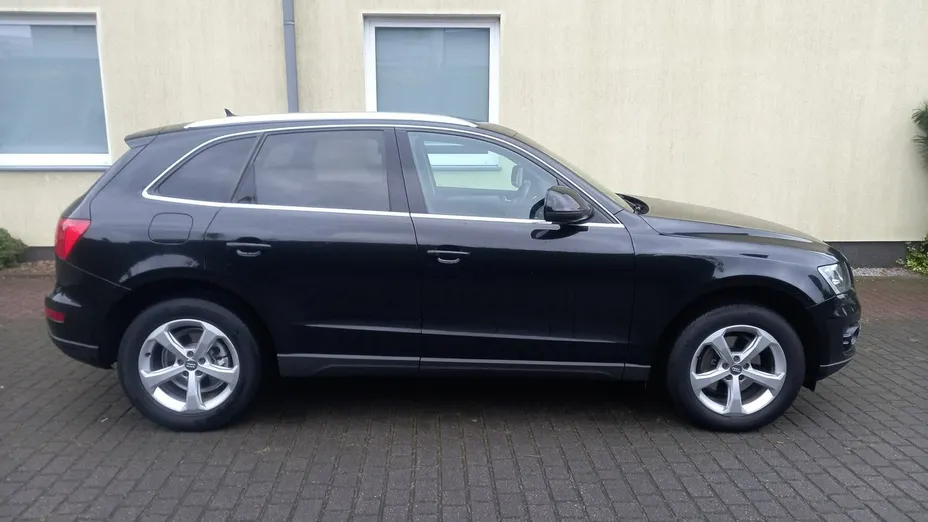 AUDI Q5 -